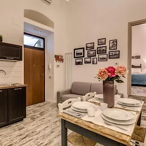 Apartament Loft In San Pietro, Rzym